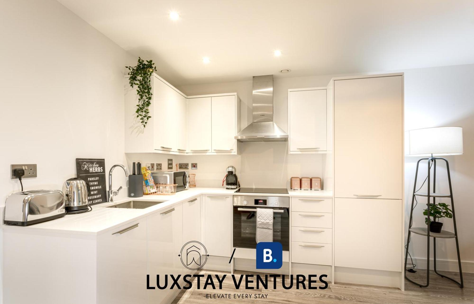 Ideal Family & Business Stay! 2 Min To Station, 10 Min To Harry Potter, 30 Min To London Euston & Free Parking! Watford  Zewnętrze zdjęcie